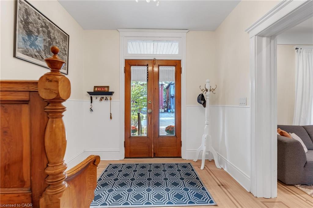 483 King William Street Property Photo 5