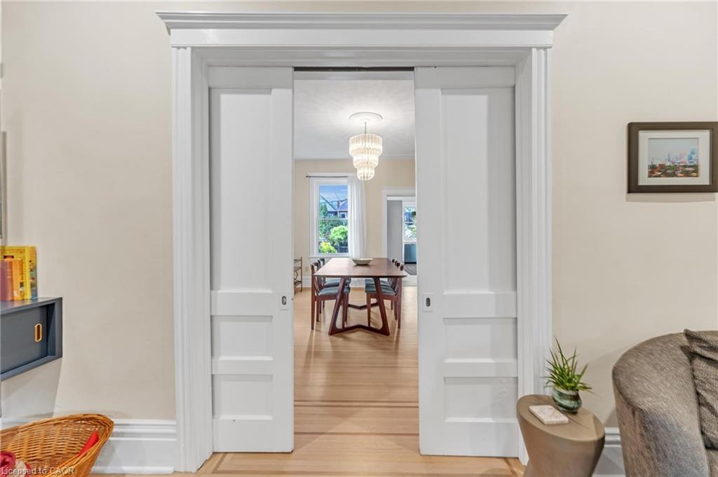 483 King William Street Property Photo 8