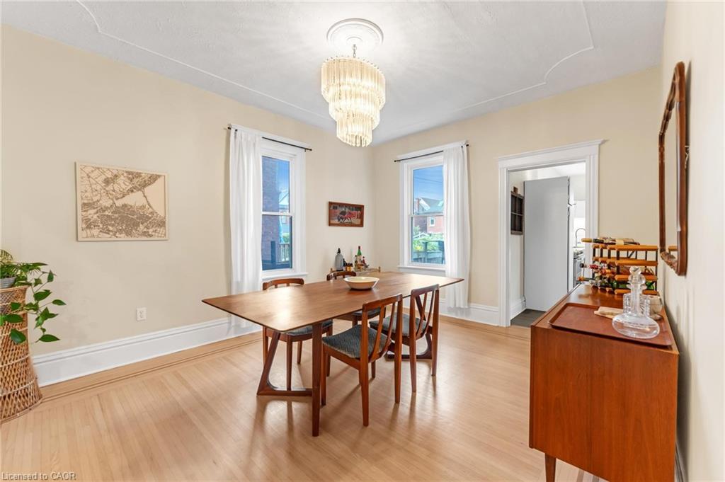 483 King William Street Property Photo 9