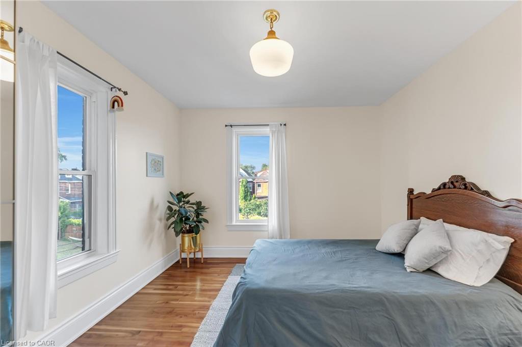 483 King William Street Property Photo 18