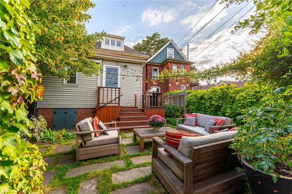 483 King William Street Property Photo 37