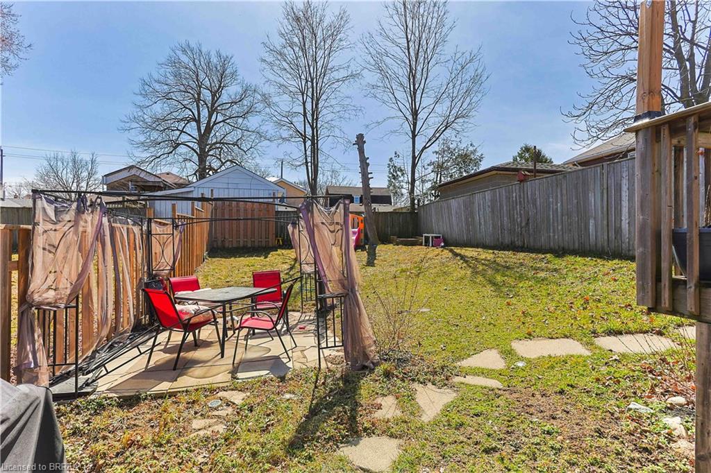 253 Wellington Street Property Photo 7