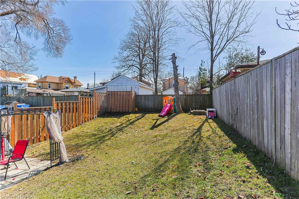 253 Wellington Street Property Photo 8