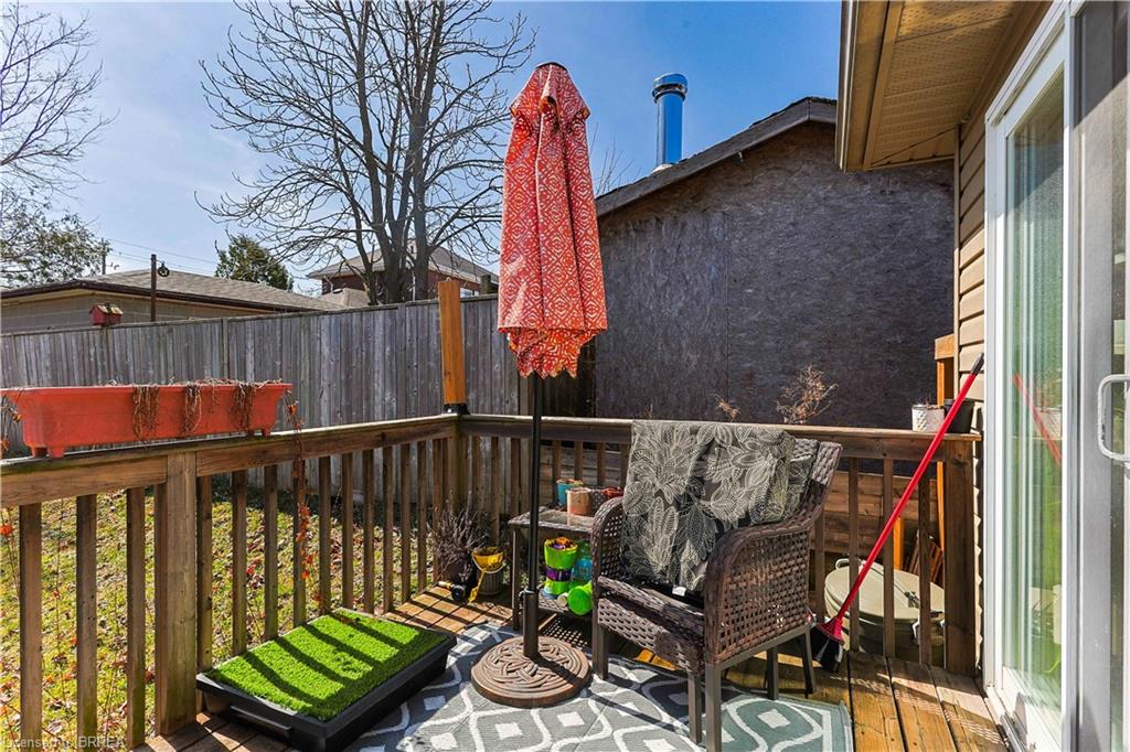 253 Wellington Street Property Photo 12