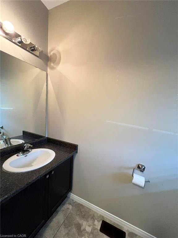 12-370 Stonehenge Drive Property Photo 4