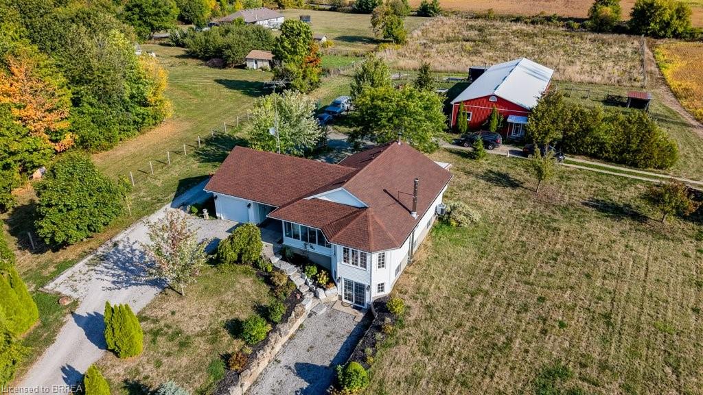 6737 Highway 20 Property Photo 1