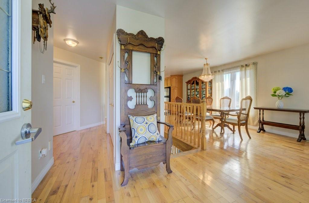 6737 Highway 20 Property Photo 9