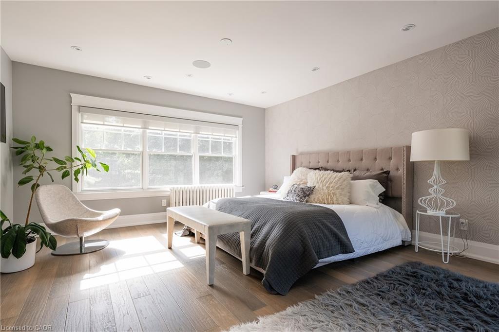 340 Spruce Street Property Photo 20