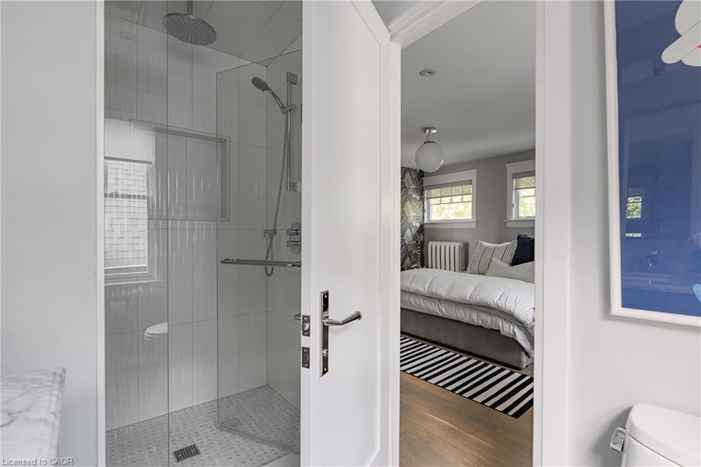 340 Spruce Street Property Photo 28