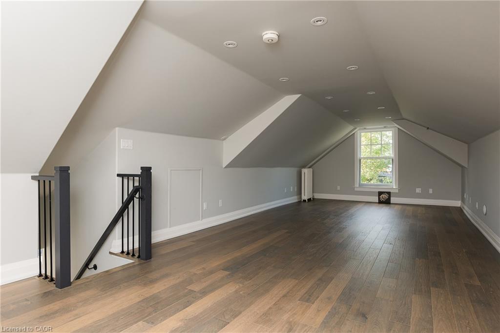 340 Spruce Street Property Photo 33