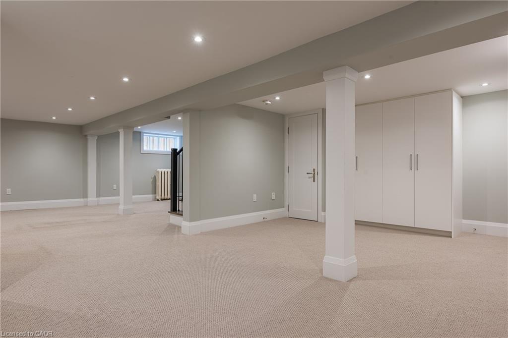 340 Spruce Street Property Photo 34