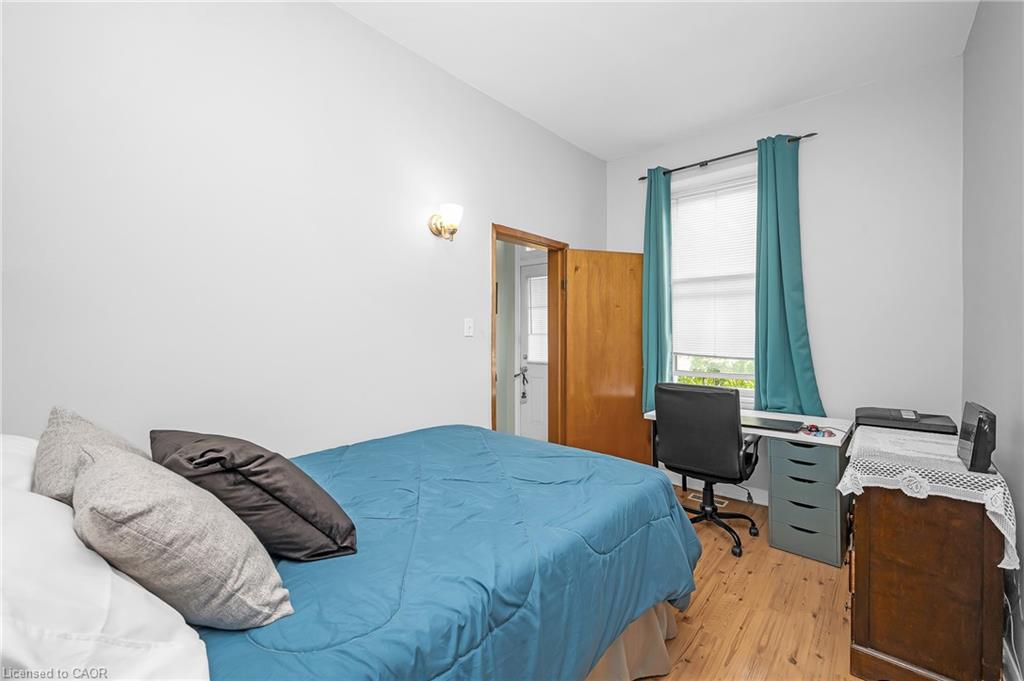 127 East Avenue N Property Photo 8