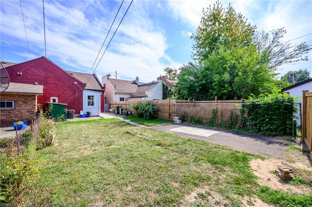 127 East Avenue N Property Photo 30