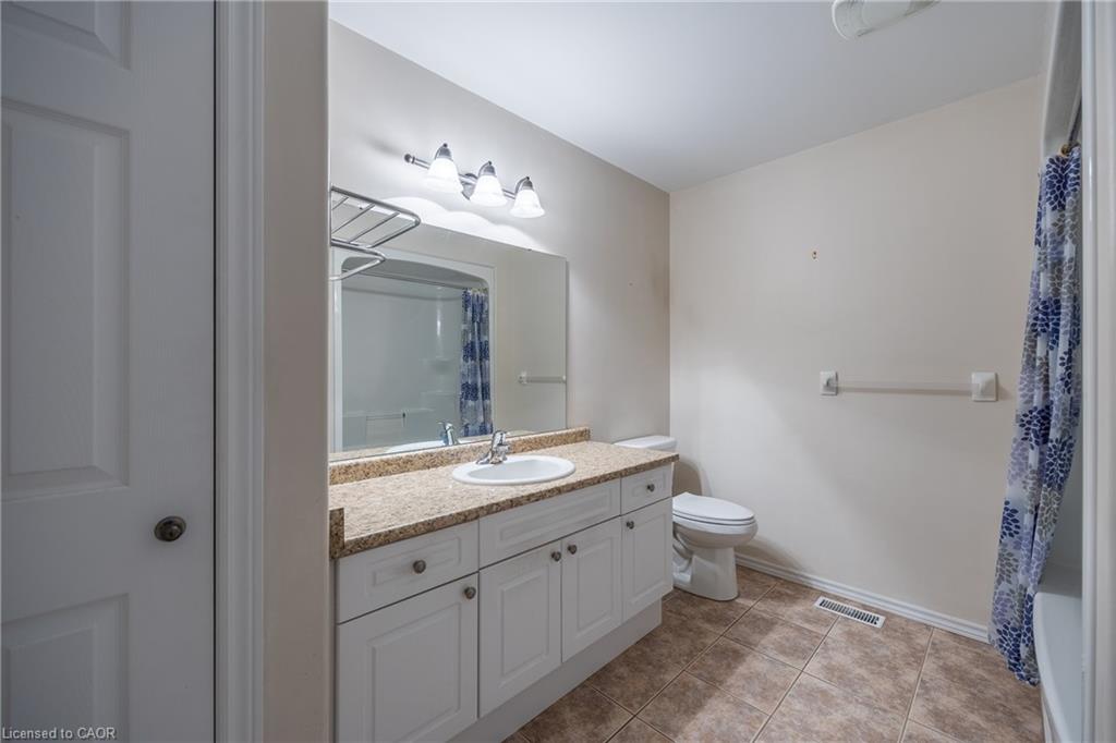 5-510 Queensway W Property Photo 14