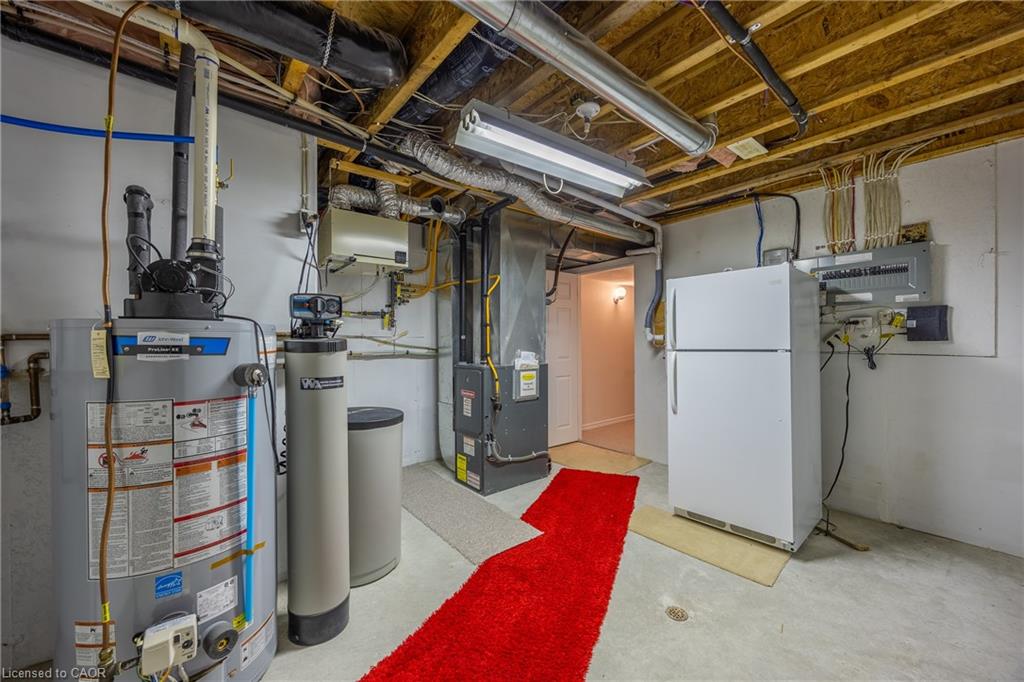 5-510 Queensway W Property Photo 24