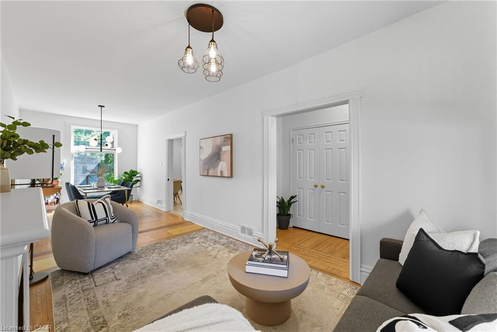 13 Bruce Street Property Photo 9