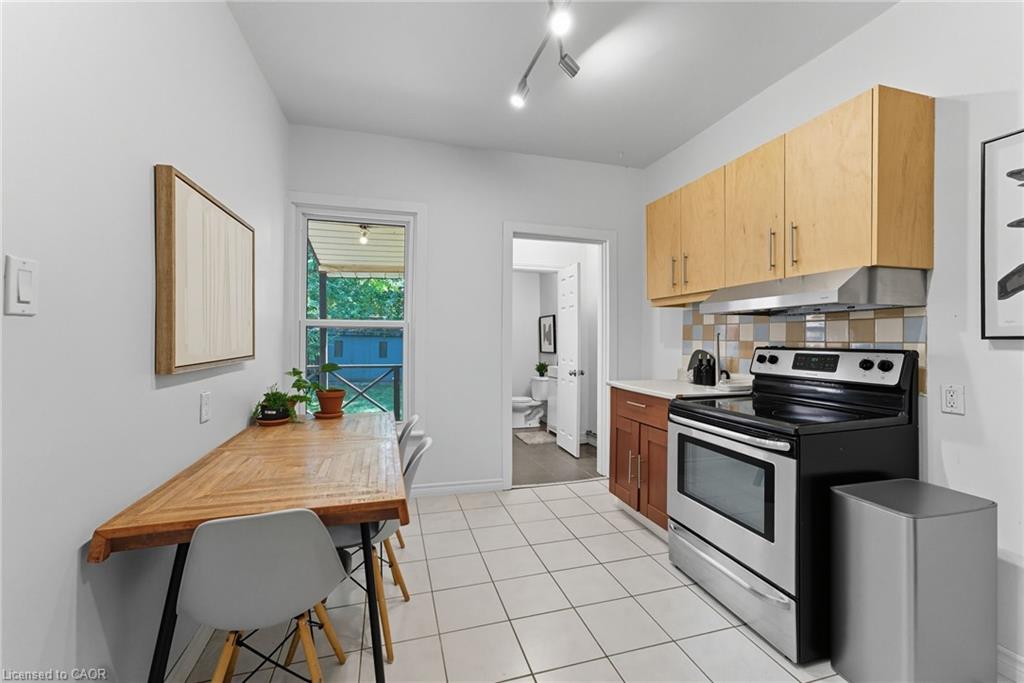 13 Bruce Street Property Photo 14