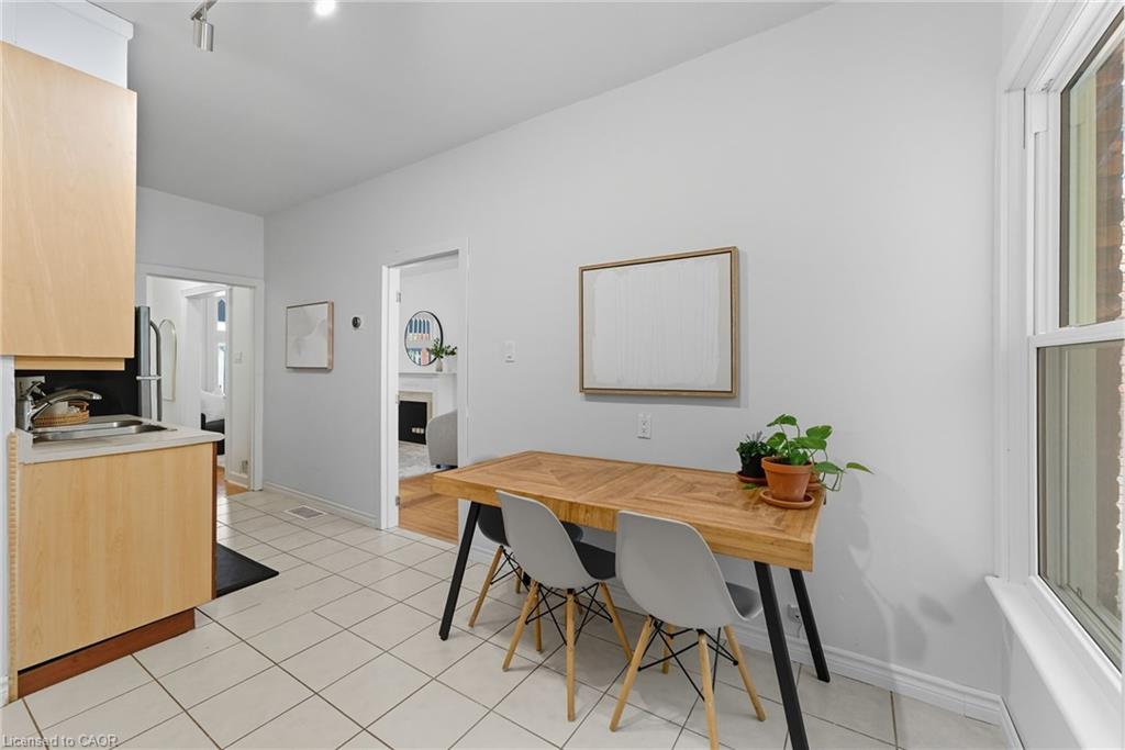 13 Bruce Street Property Photo 15