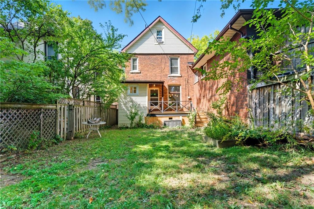 13 Bruce Street Property Photo 34