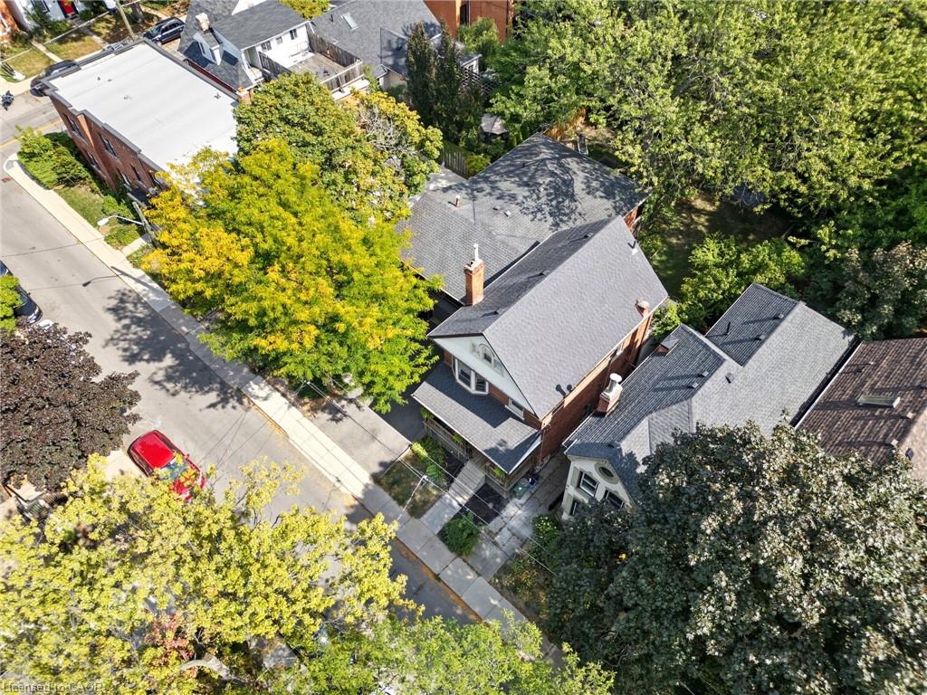 13 Bruce Street Property Photo 35