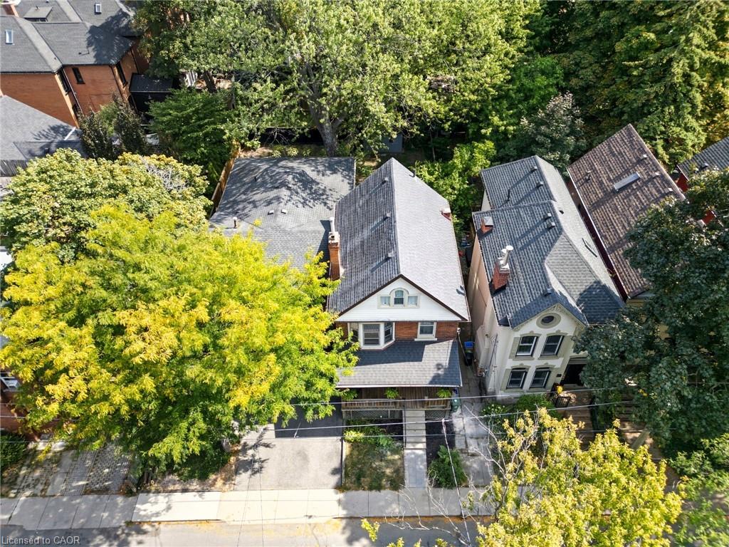 13 Bruce Street Property Photo 36