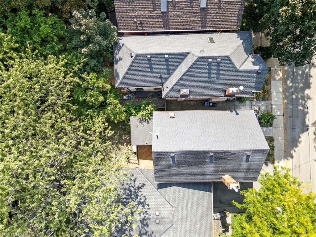 13 Bruce Street Property Photo 37