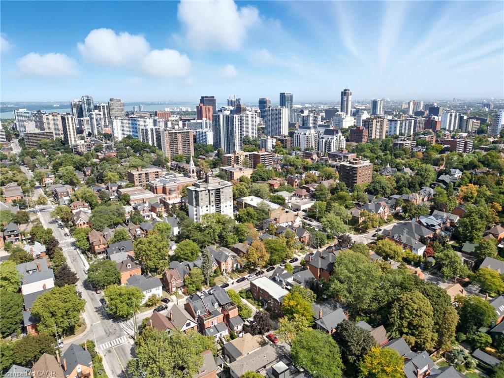 13 Bruce Street Property Photo 40