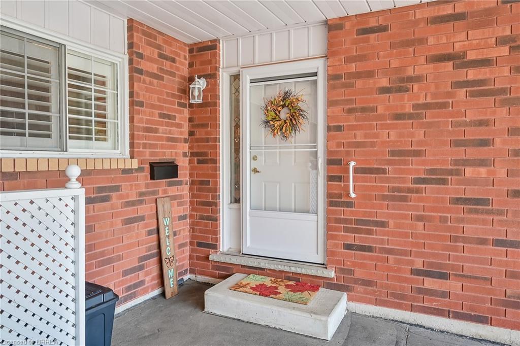 20-570 West Street Property Photo 2