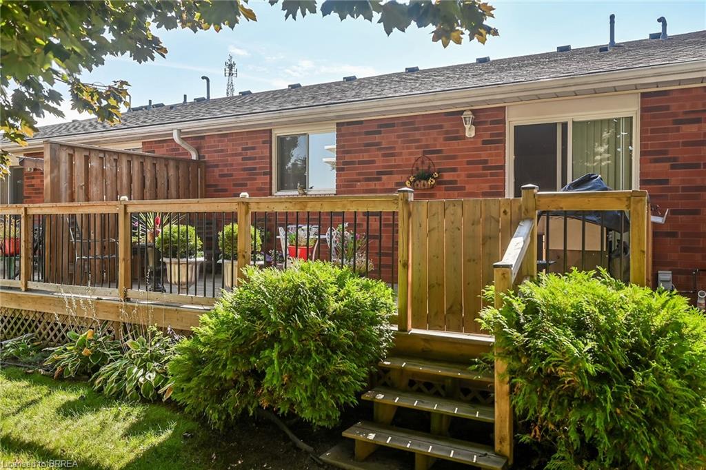 20-570 West Street Property Photo 21