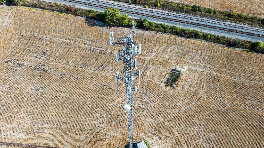 6737 Highway 20 Property Photo 9