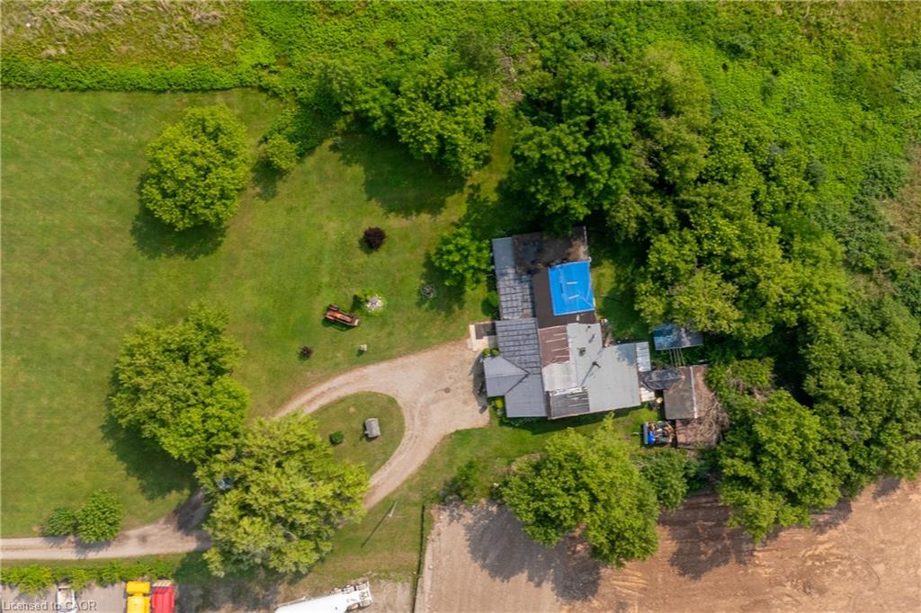 1264 Parkinson Road Property Photo 1