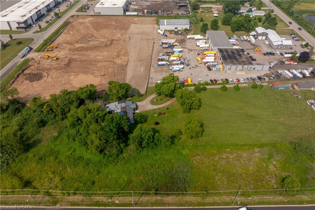 1264 Parkinson Road Property Photo 8