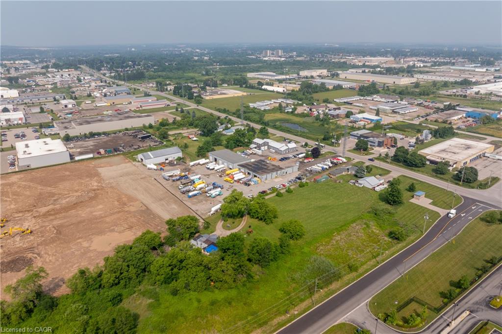 1264 Parkinson Road Property Photo 9