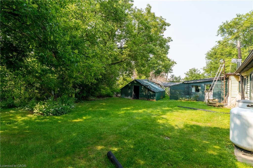 1264 Parkinson Road Property Photo 14