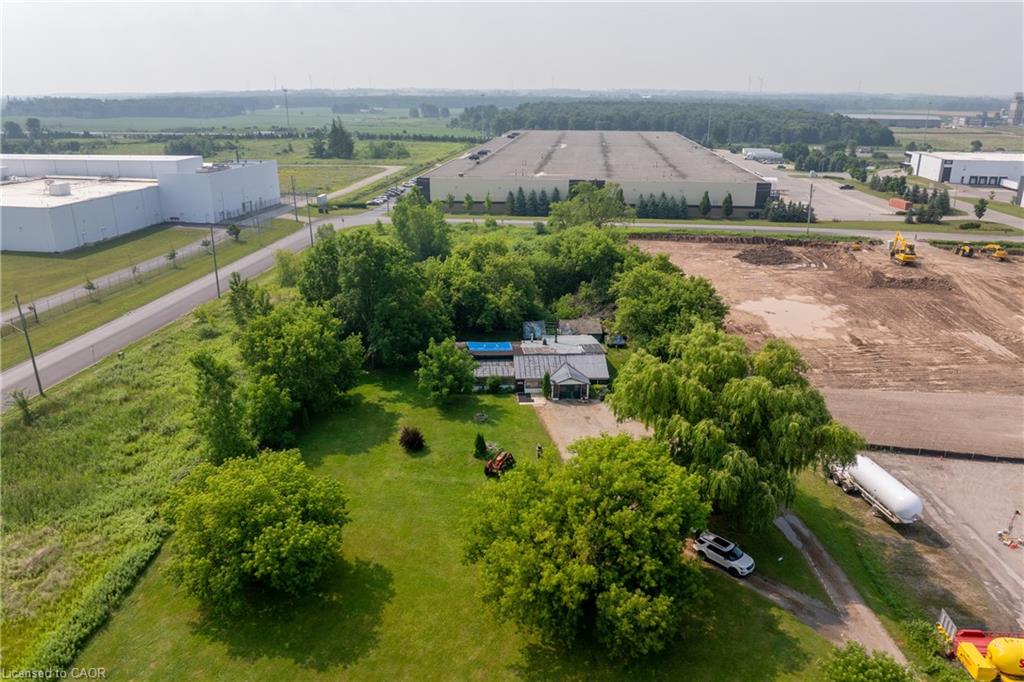 1264 Parkinson Road Property Photo 16