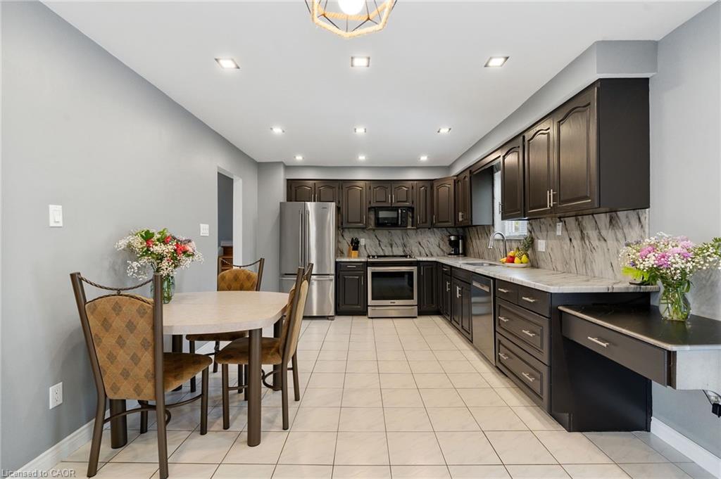 25 Burke Drive Property Photo 19