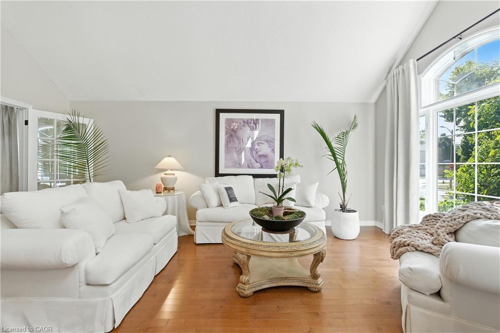 2139 Bushtrail Court Property Photo 5