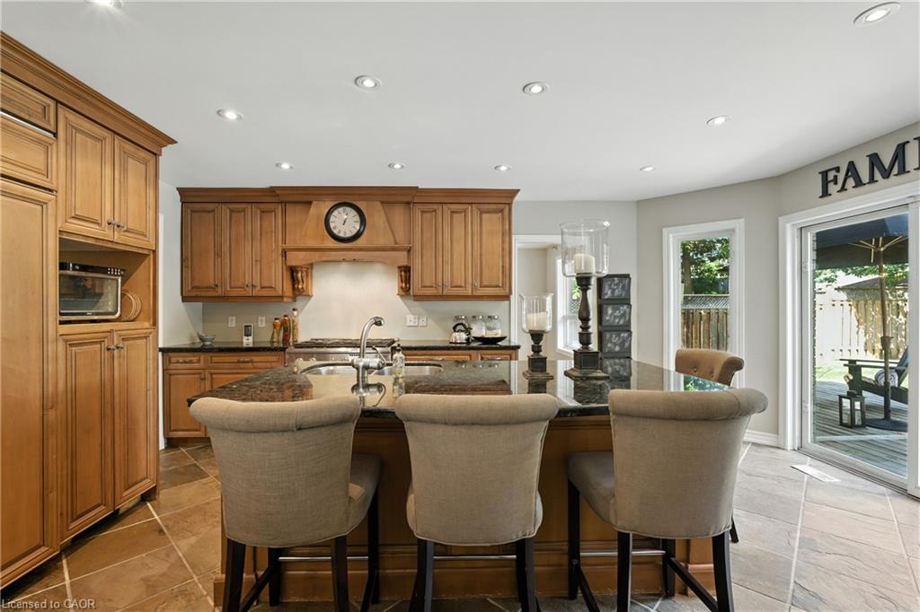 2139 Bushtrail Court Property Photo 13