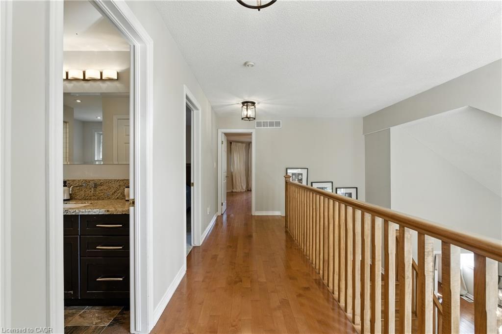 2139 Bushtrail Court Property Photo 18