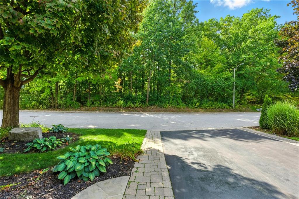 2139 Bushtrail Court Property Photo 34