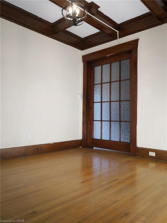 167 Balmoral Avenue S Property Photo 8