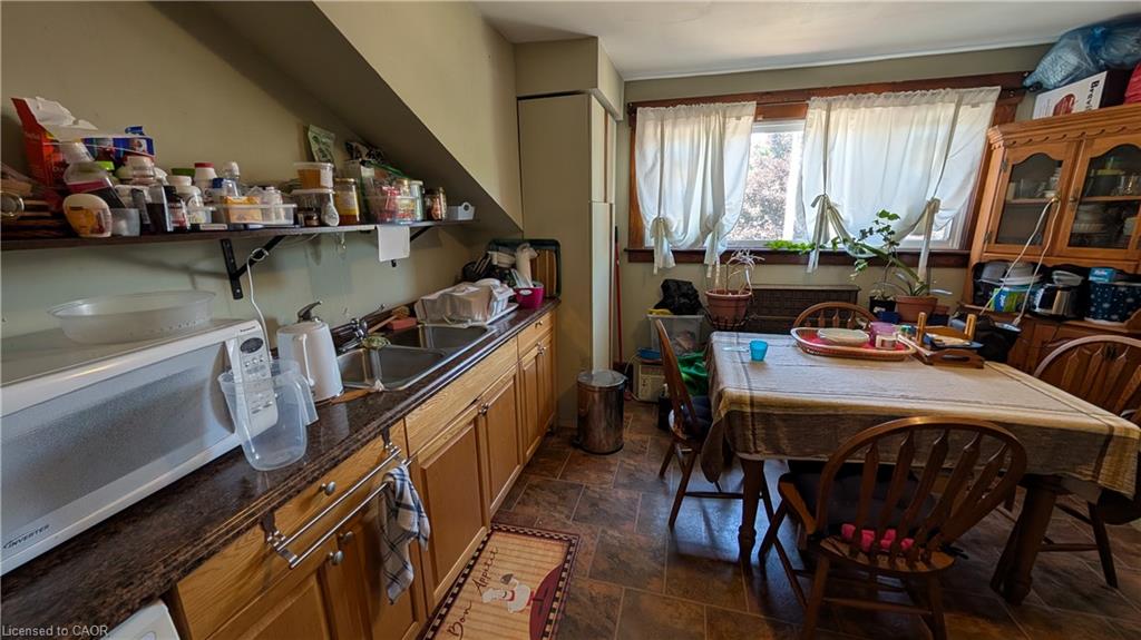 167 Balmoral Avenue S Property Photo 18