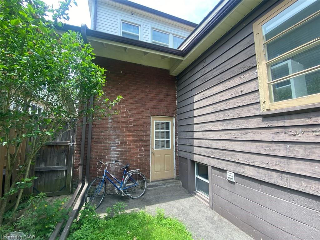 167 Balmoral Avenue S Property Photo 21