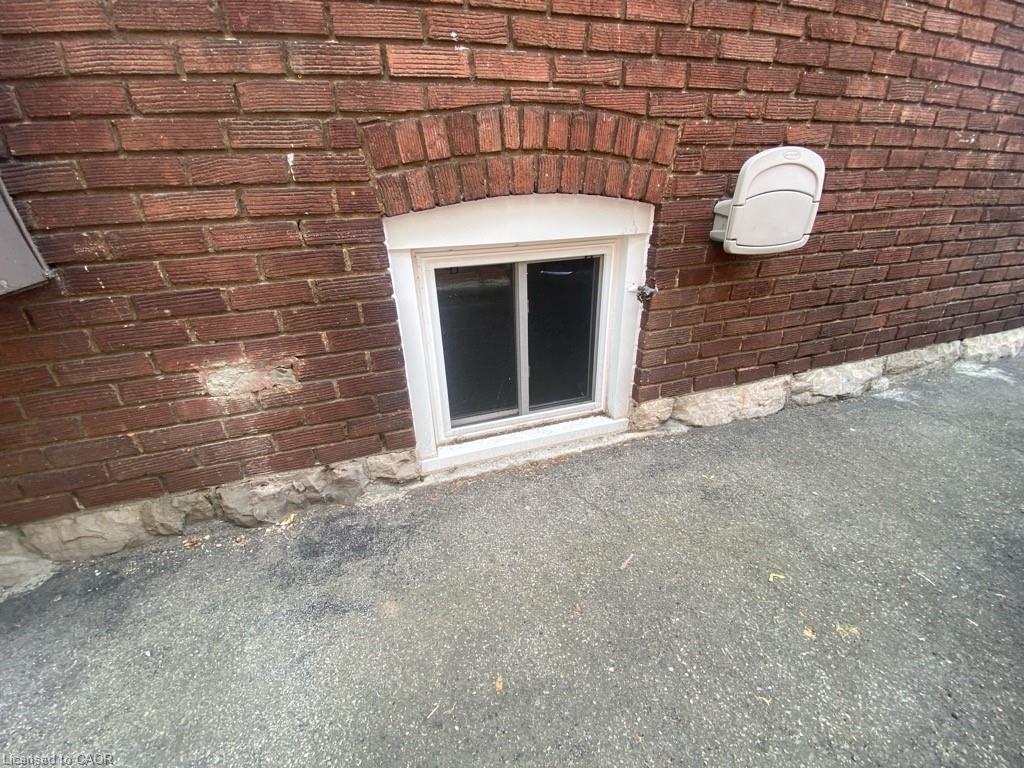 167 Balmoral Avenue S Property Photo 22