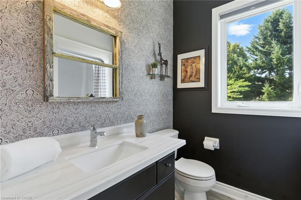 10 Featherstone Avenue Property Photo 24