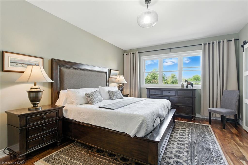 10 Featherstone Avenue Property Photo 25