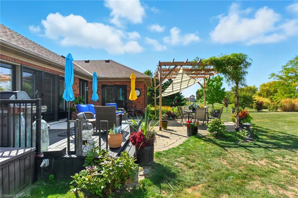 10 Featherstone Avenue Property Photo 43