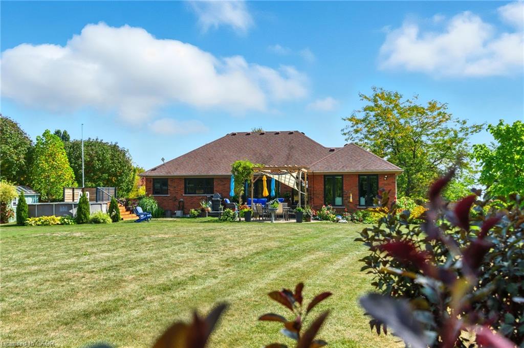 10 Featherstone Avenue Property Photo 47