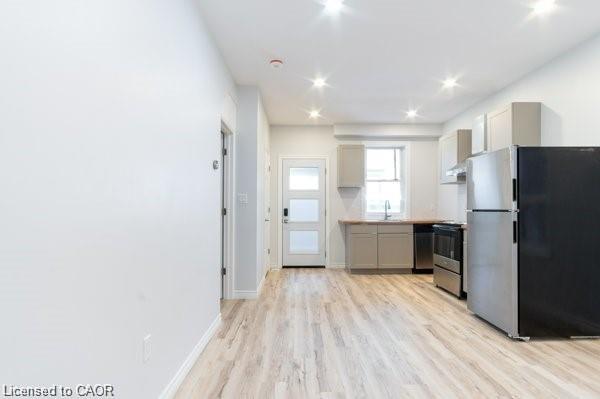 1-45 Fairleigh Avenue N Property Photo 4