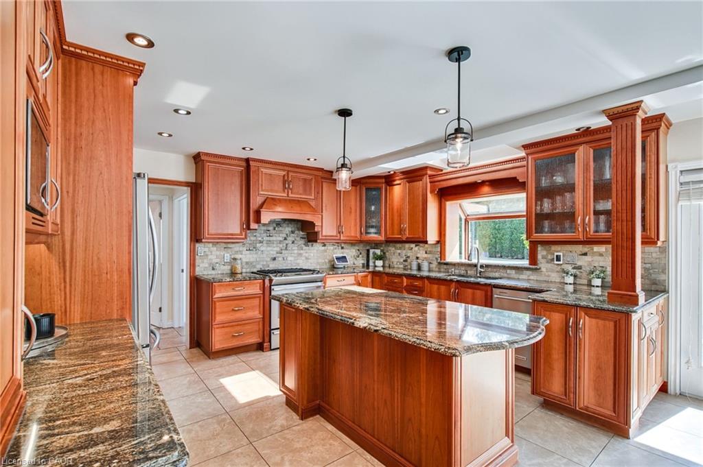 24 John Martin Crescent Property Photo 9